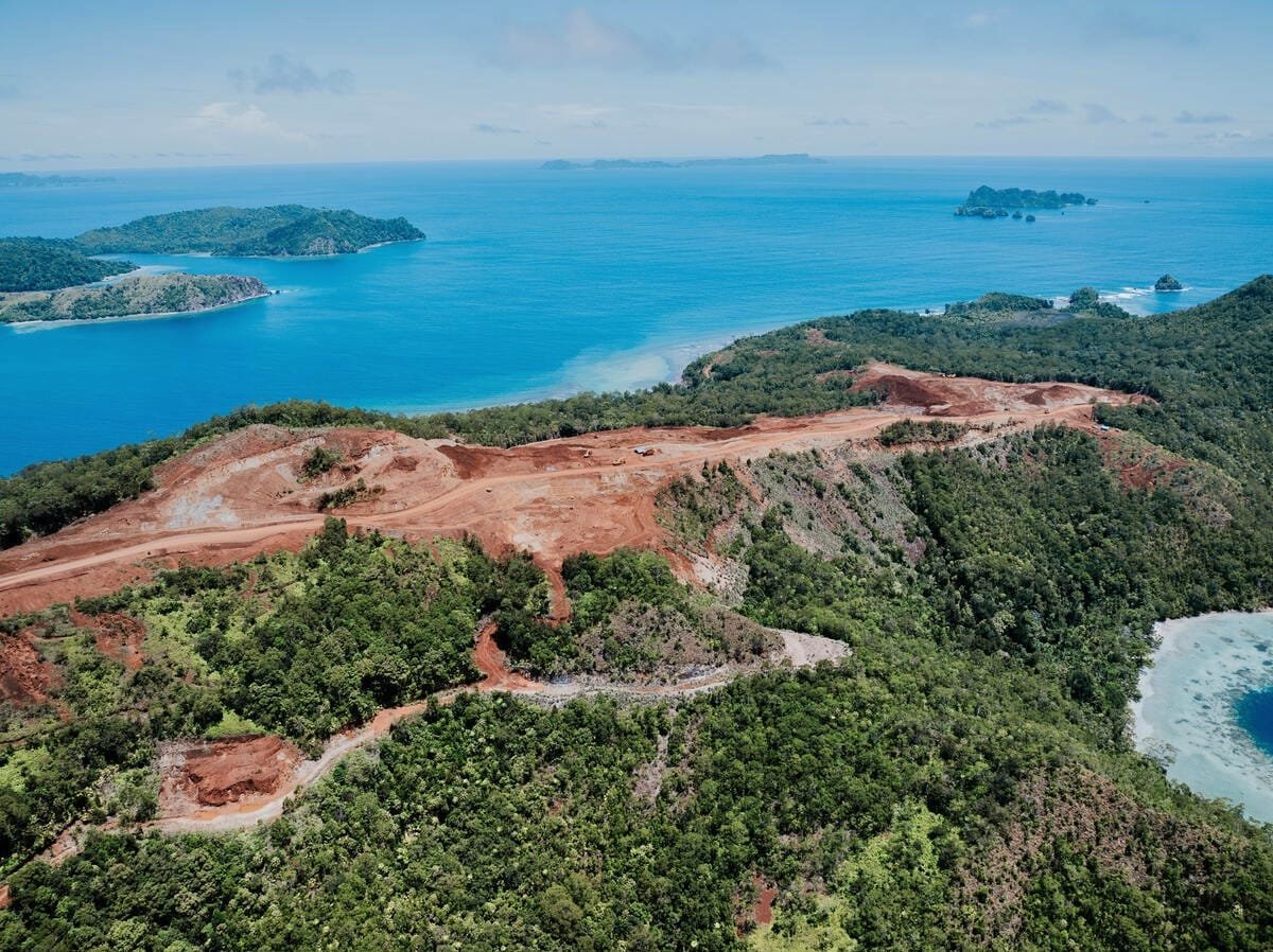 Dampak Penambangan Nikel terhadap Ekosistem Laut Raja Ampat: Ancaman bagi Keanekaragaman Hayati dan Masyarakat Lokal