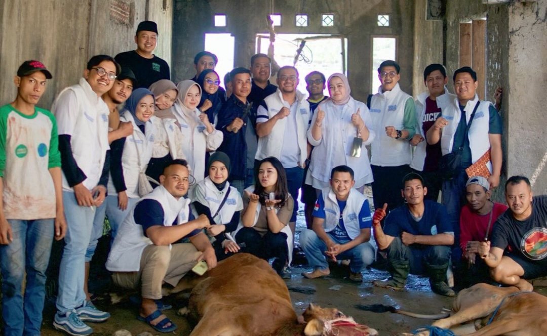 Qurban-Nya Pemuda: KNPI Kab. Bandung Salurkan 18 Hewan Kurban